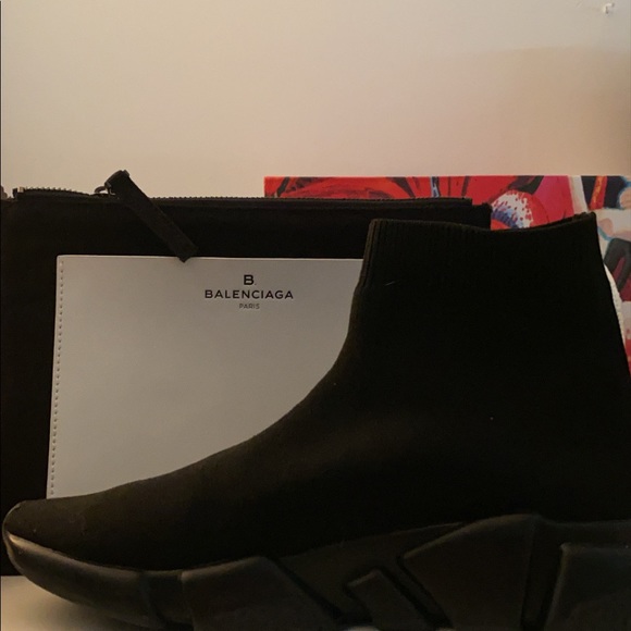 Balenciaga size 6 black on black - Picture 2 of 6